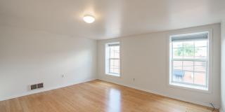 Four Bed Bella Vista Townhome Gallery 17