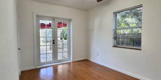 3012 Glenwood Road Gallery 16