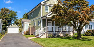 132 Sampson Place Gallery 1