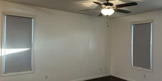 3494 Wainwright Street Gallery 38