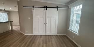 934 Cayman Avenue Gallery 2