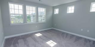 Stunning Condo with Garage space Stunning Condo with Garage space Gallery 12