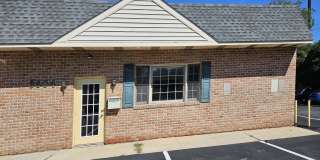 3504 LINCOLN Highway Gallery 1