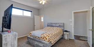 Beautiful and Remodeled Midtown Home!!!!! Gallery 8