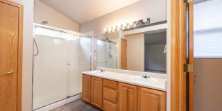 3 bed, 2.5 bath Home in English Ranch Neighborhood Gallery 14