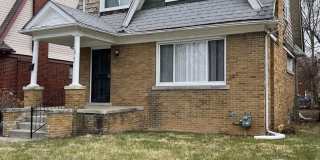 Huge 4 Bedroom Colonial Gallery 21