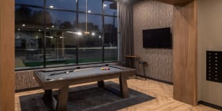 Jules on 3rd Gallery 24