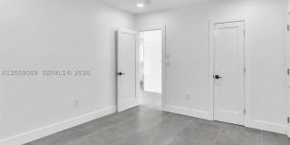 11900 N Bayshore Dr Gallery 25