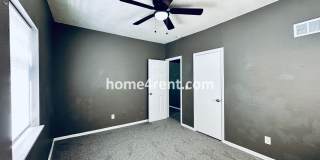 Updated 3 Bed, 2 Bath Ranch Home near Downtown Olathe! Gallery 16