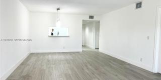 1001 SW 128 TER Gallery 3