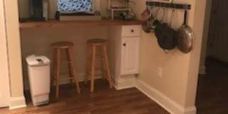 Beautiful Mt Washington 2 Bed Townhouse Available in June! Gallery 4