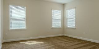 16705 Victoria Grove Alley Gallery 27