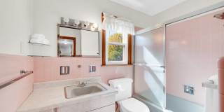 508 Crescent Parkway Gallery 23