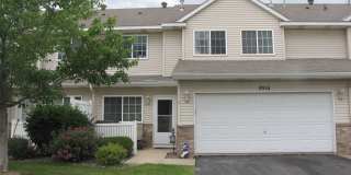 Very spacious *3Bed*2.5Bath Town Home in Cottage Grove Avail Nov 1st Gallery 1