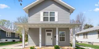 Modern Student Living Just Blocks from MSU – 4 Bed / 4.5 Bath Cottage at 1041 E Delmar Gallery 1