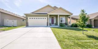 Two-Story House with Tons of Personality! Must See To Appreciate! Gallery 1