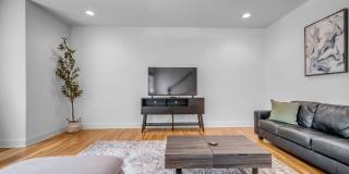 3-bedroom, 2.5-bath rental home located in Nashville’s vibrant, 12 South! Gallery 14