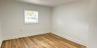 FOR RENT BENTON - 4 Bedroom, 2 Full baths Gallery 9