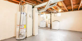 Newly Renovated - 3 Bed, 1.5 Bath Single-Family Home w/ Garage!! Gallery 31