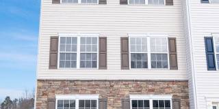 MINUTES TO QUANTICO - AVAILABLE NOW Gallery 1