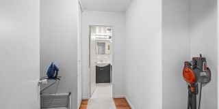 224-30 W RITTENHOUSE SQUARE Gallery 24