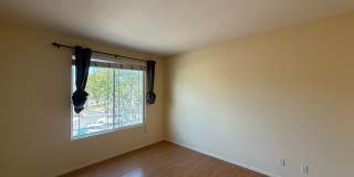 Comfortable 2BD/2BA Townhome in Carmel Mountain Ranch with Community Pool, Attached Garage & In-Unit Laundry Gallery 11