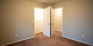 3 Bedroom Duplex with a fenced in yard in Battlefield, MO Gallery 22