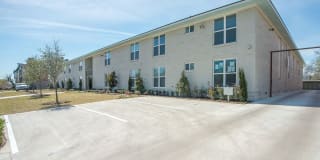 1809 Bennett 1809 Bennett Gallery 2