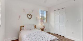 1400 S Crestwood Court S Gallery 19