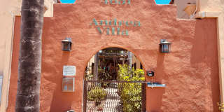 Historic Normal Height One Bed One Bath Andrea Villas Gallery 1