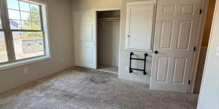 PETS ALLOWED - GREAT UNIT BETWEEN MEDFORD AND CENTRAL POINT AVAILABLE NOW Gallery 18