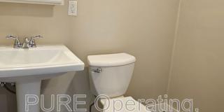 1618 S 50th St Gallery 22