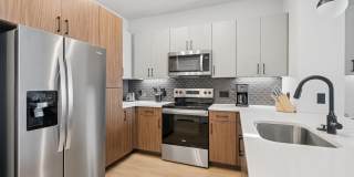 The Sevens Gallery 6