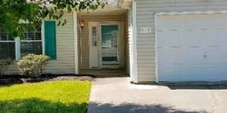 Knoxville 37934 - 2 bedroom, 2 bath condo - Contact Susan Niedergeses (865) 300-4722 Gallery 1