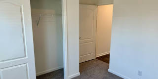 1270 Plymouth Place Gallery 21