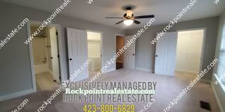3 Bedroom 2 Bath Townhouse Gallery 14