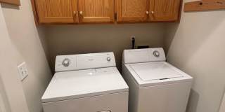 2 bedroom 2.5 Bathroom Windsor Town Green Condo with carpet and A/C Gallery 19