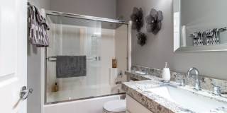 60290 Sweetshade Lane Gallery 24