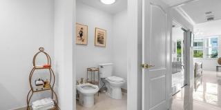 500 SE Mizner Boulevard Gallery 20