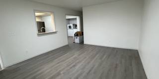 329 Berry Street Gallery 1