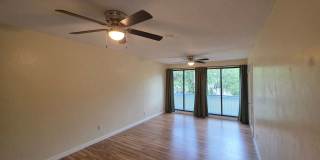 Spacious Townhome in The Trails Gallery 33