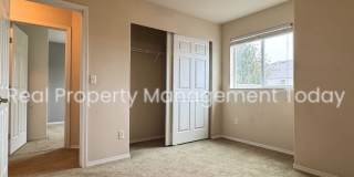 Great 3 bed and 3 bath home in Spanaway! Gallery 12