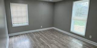 414 East Washington Avenue Gallery 18