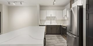 The Berkeley Luxury Apartment Homes Gallery 22