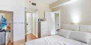 540 Brickell Key Dr Gallery 10