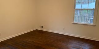 4 BR 3 BATH in Cedar Creek! Gallery 28
