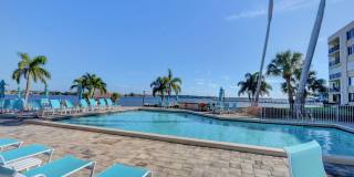 8200 Lakeshore Drive unit: 5070 Gallery 7