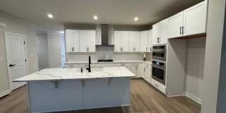 61 Willow Ln Gallery 1