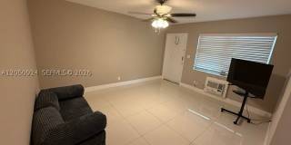 1859 Wiley St Gallery 13