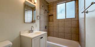 531 N Marengo Ave Gallery 15